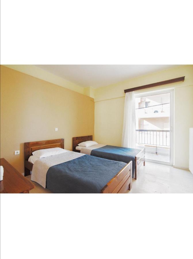 Faros Apartments Артемида Екстериор снимка